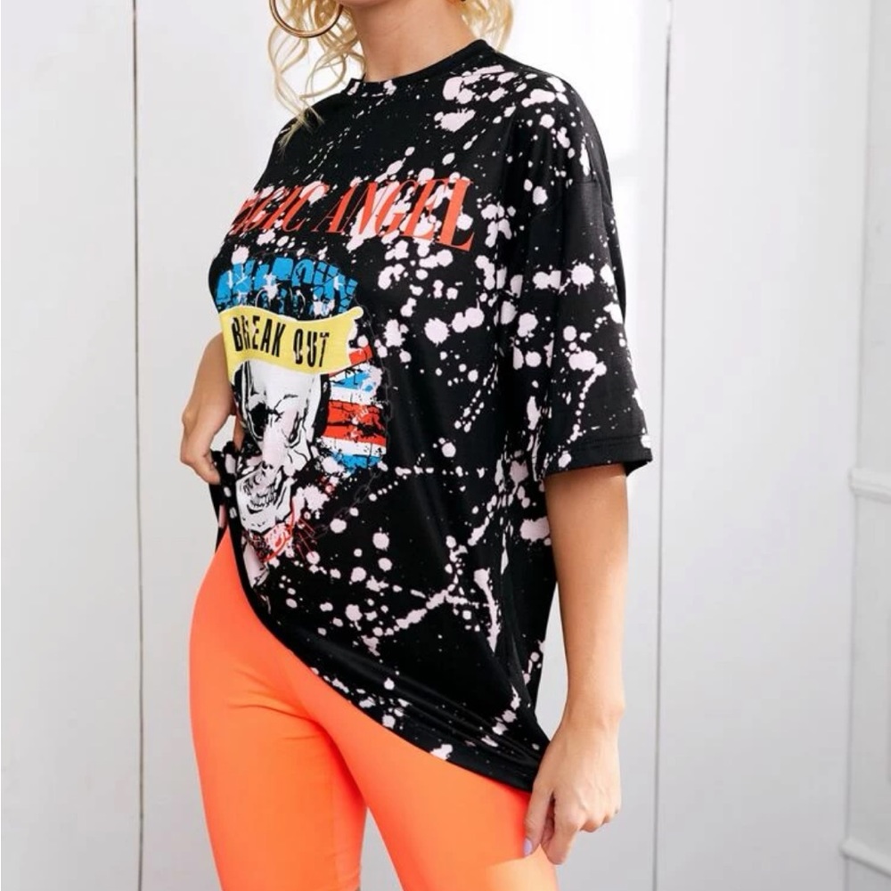 Graphic Tee - Picture 2 of 4